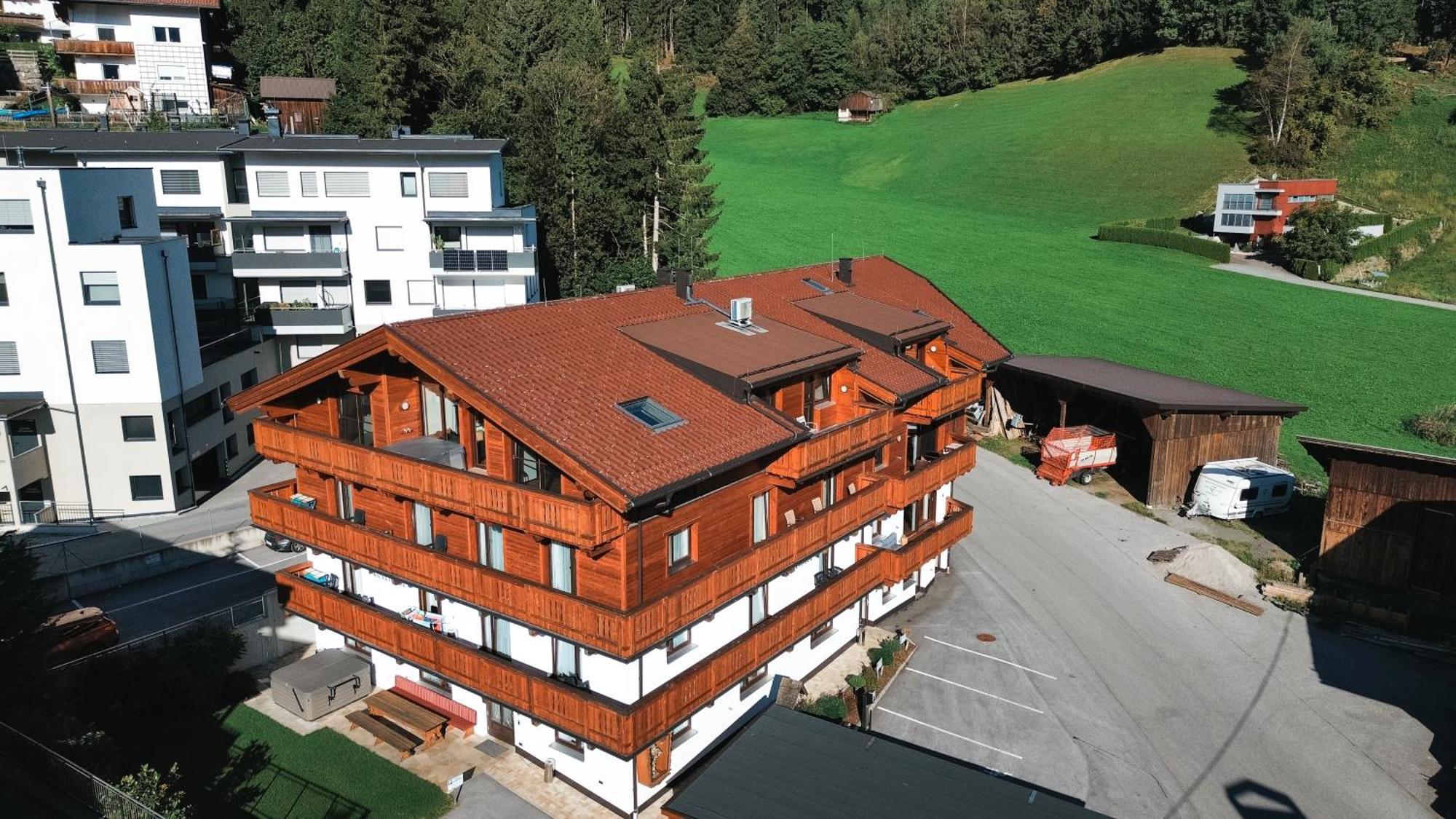 Alpenluxus Presents Oldwood Chalet - Balcony & Car Park Fügen Exterior foto